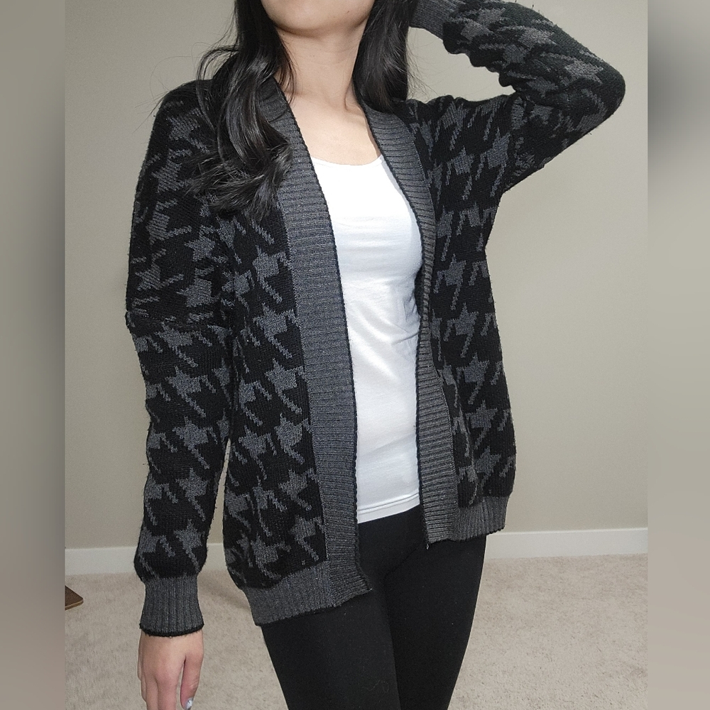 Black and Grey Houndstooth Cardigan